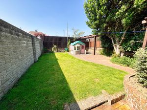 Photo 19- click for photo gallery